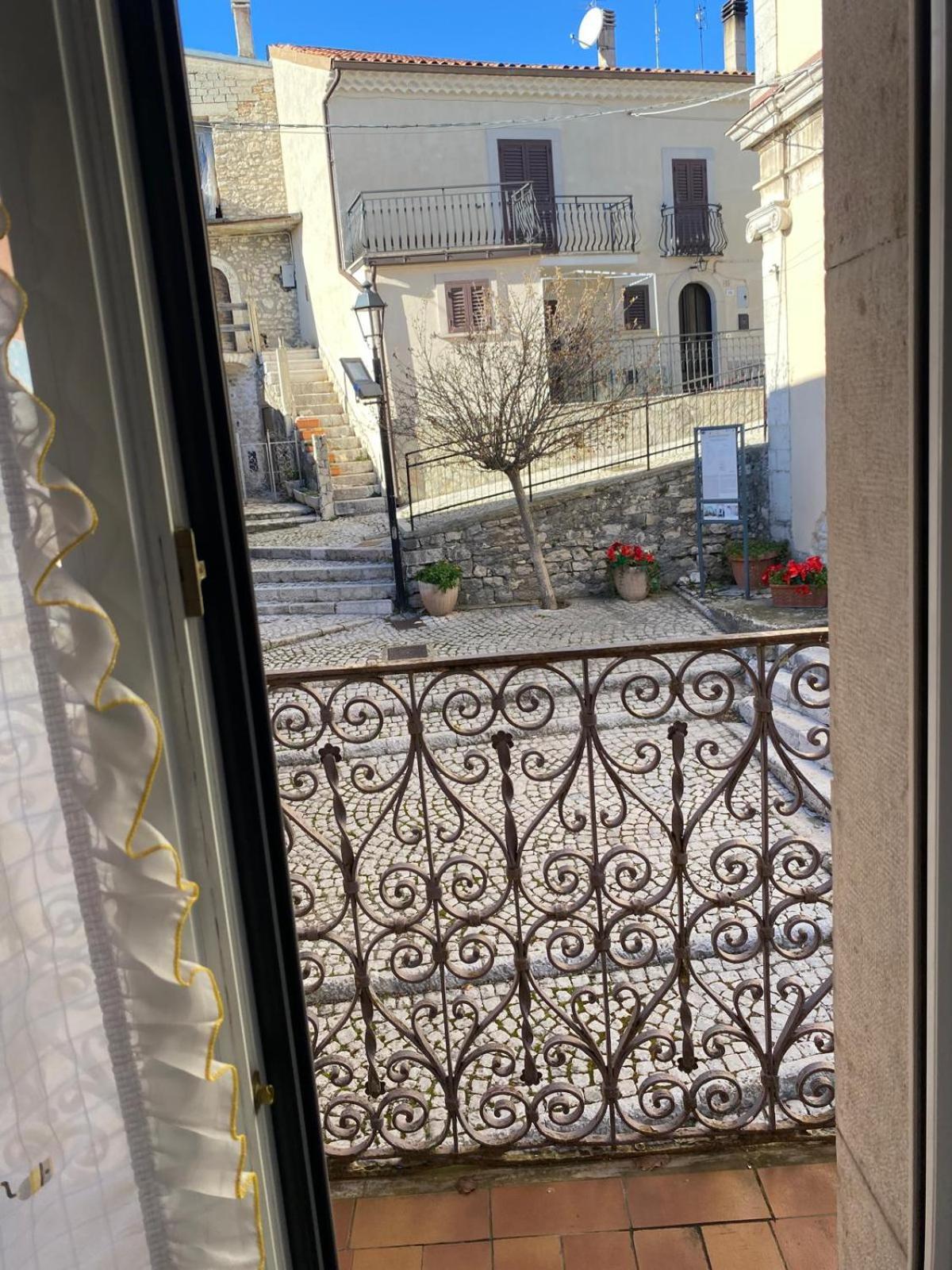 Don Pasquale Scontrone House Exterior foto