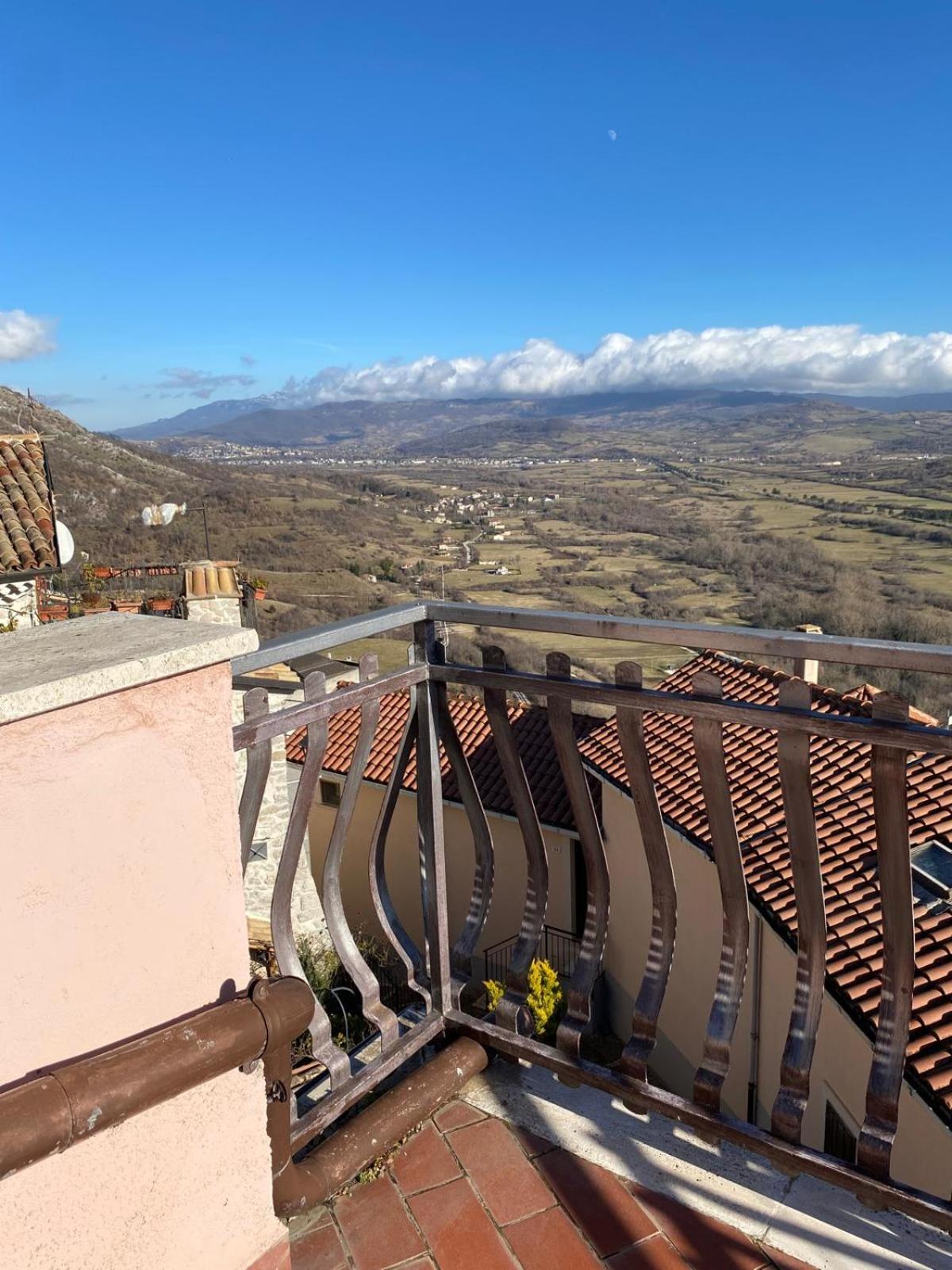 Don Pasquale Scontrone House Exterior foto
